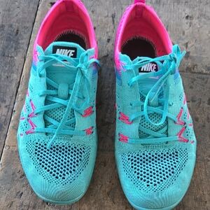 Nike Turquoise & Hot Pink Flyknit Running Shoes